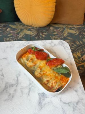 Cannellonis VG / courgettes / chèvre / basilic / tomates