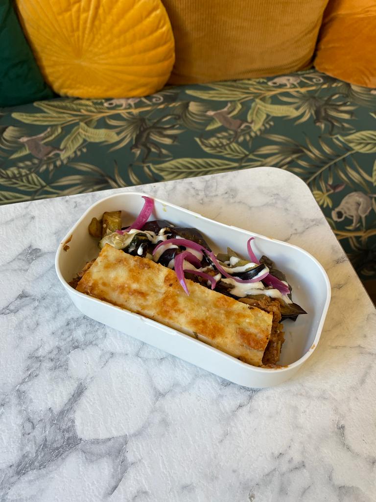 Lasagnes végétariennes / protéine végétale comme une bolo / scamorza fumé