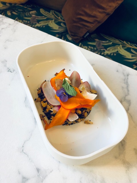 Quinoa noir / feta / menthe / potimarron 