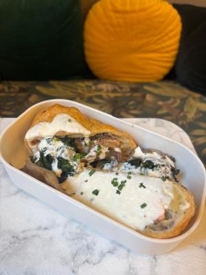 Saumon en wellington / épinards / champignons / beurre nantais