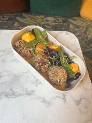 Croquettes de canard / patate douce / cumbawa / lait de coco / légumes