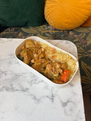 Tajine de veau à la marocaine / miel & safran / semoule / légumes fondants